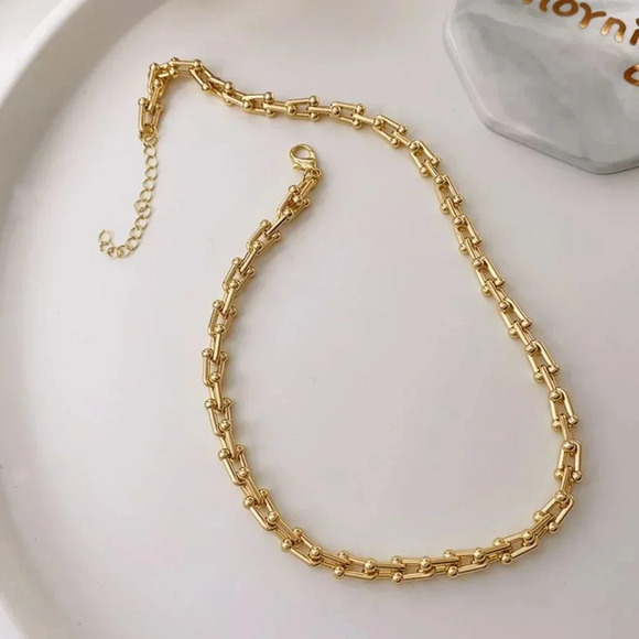 Sterling Silver U-shaped necklace U-Link modern thick chunky chain necklace - Picture 5 of 8